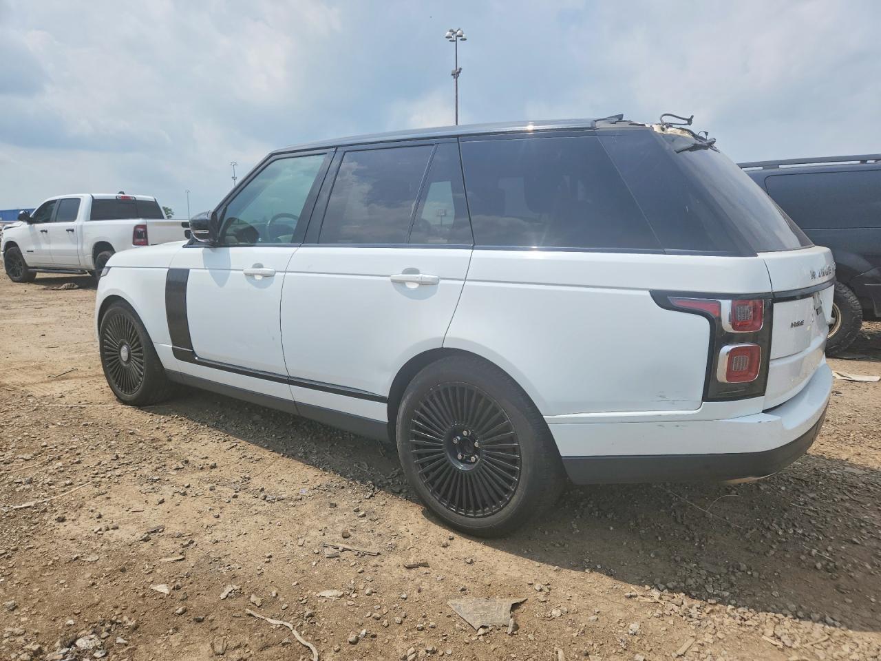 LAND ROVER RANGE ROVER