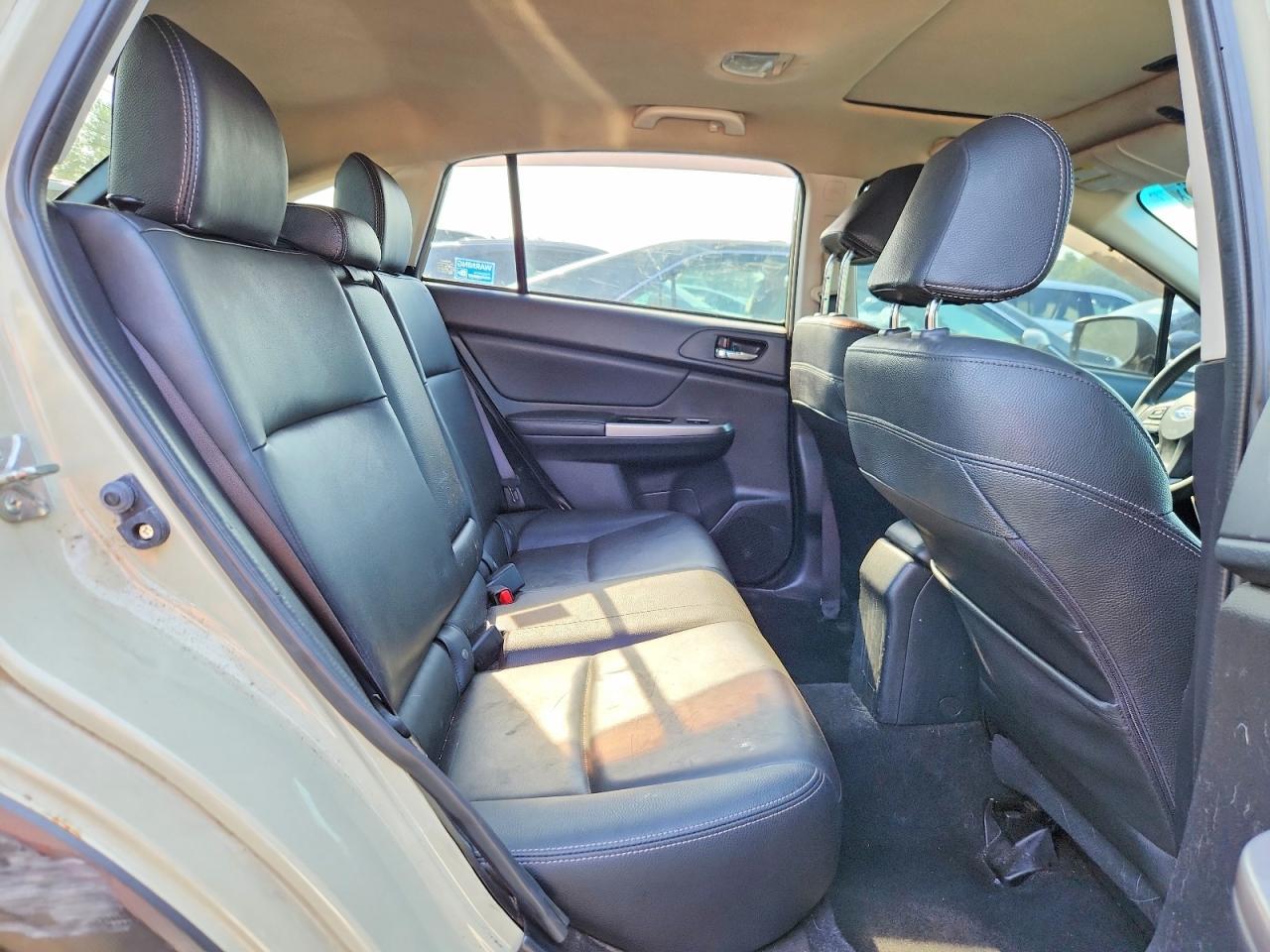 2015 SUBARU XV — фото 10