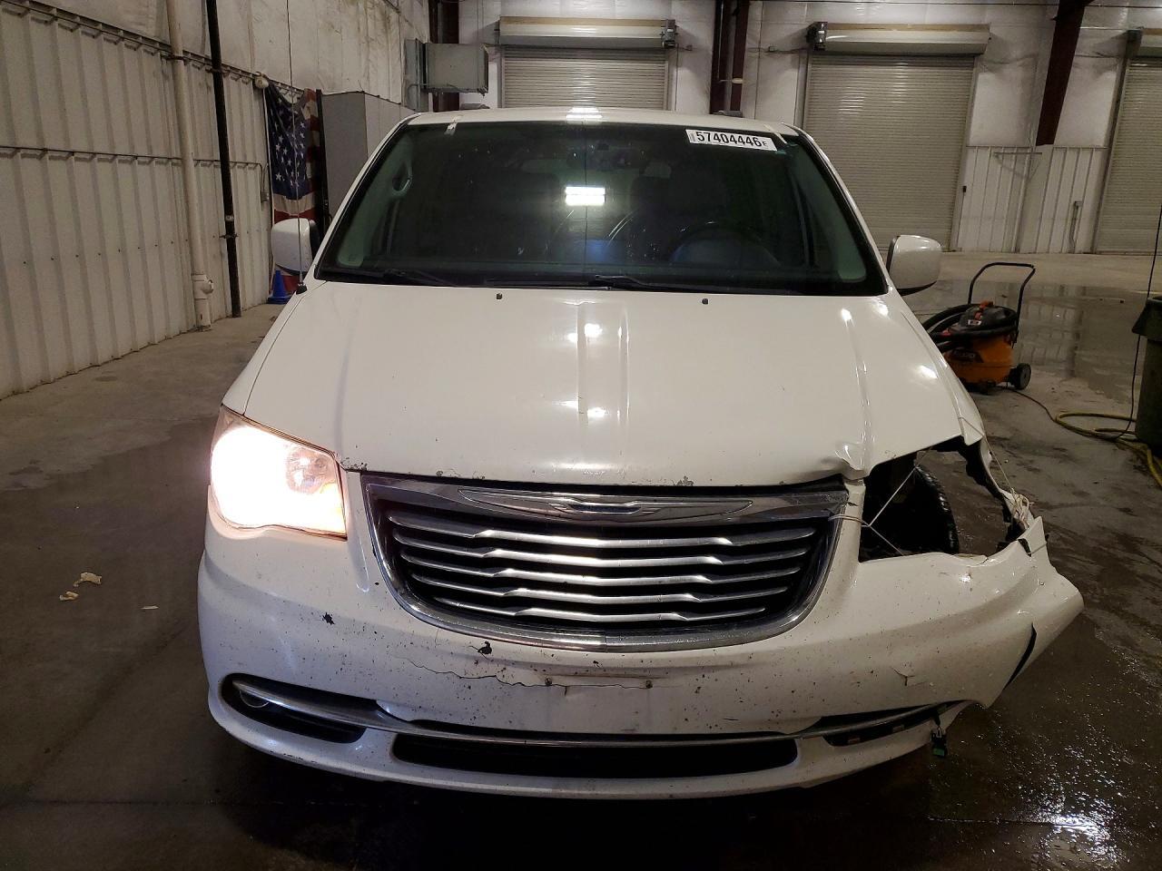 2013 CHRYSLER TOWN & COUNTRY — фото 5