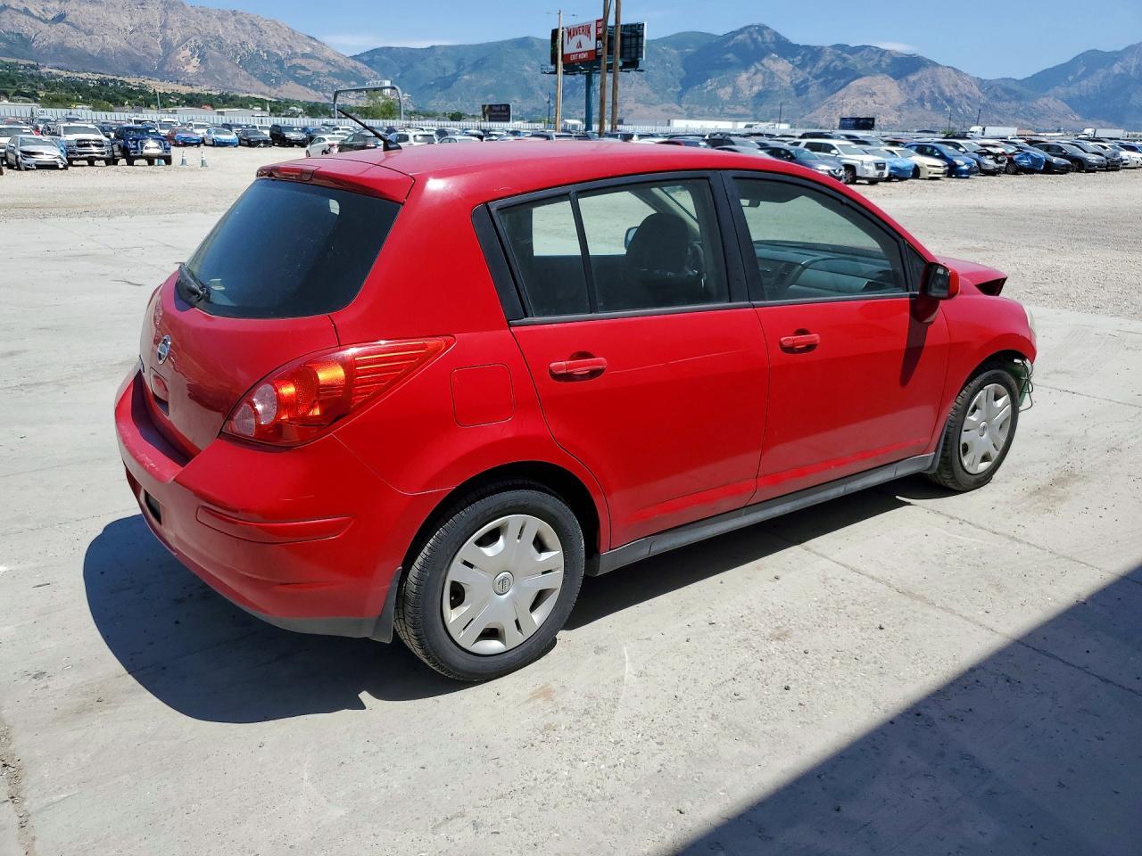2011 NISSAN VERSA — фото 3