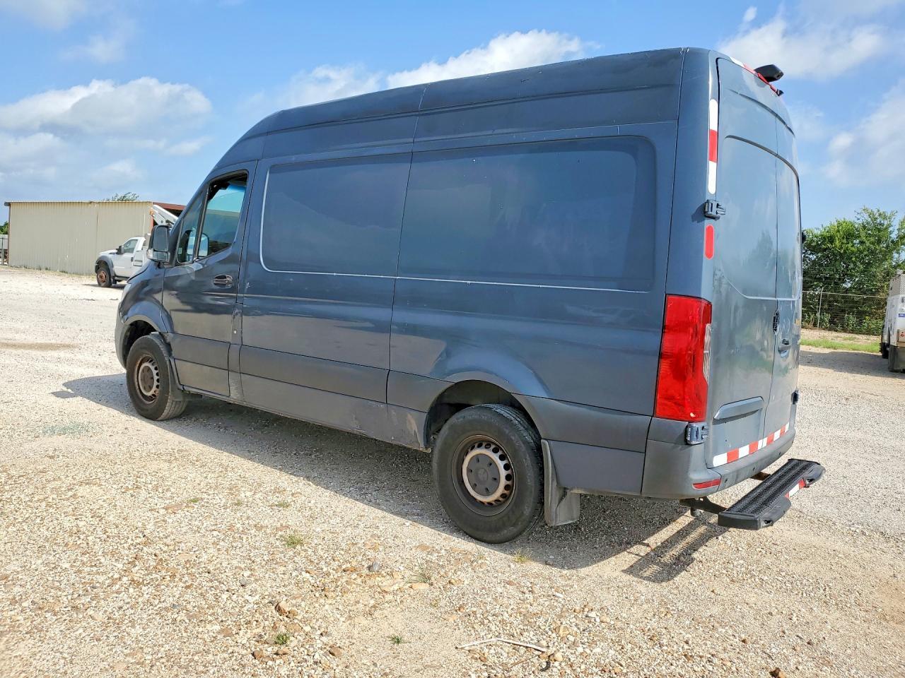 2019 MERCEDES-BENZ SPRINTER — фото 2