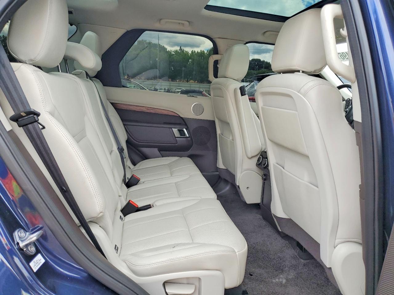 2017 LAND ROVER DISCOVERY — фото 11