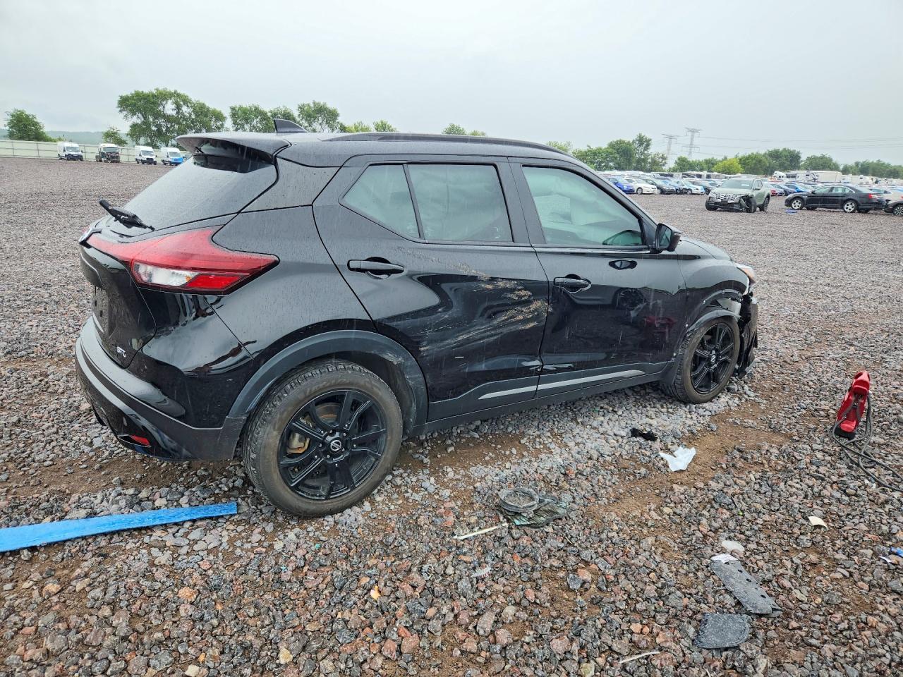 2021 NISSAN KICKS — фото 3