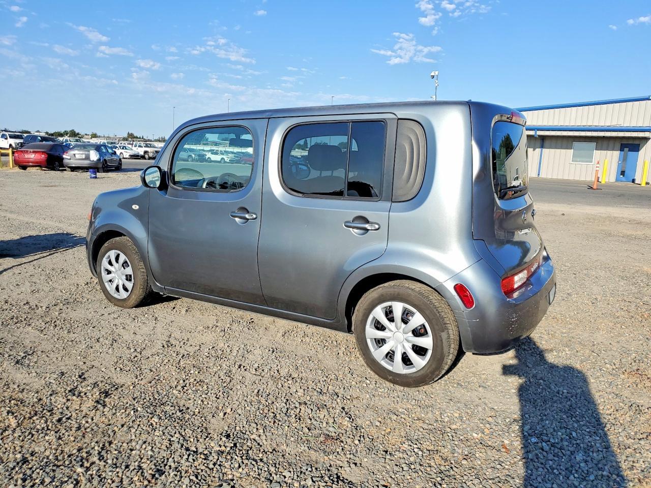 2010 NISSAN CUBE — фото 2