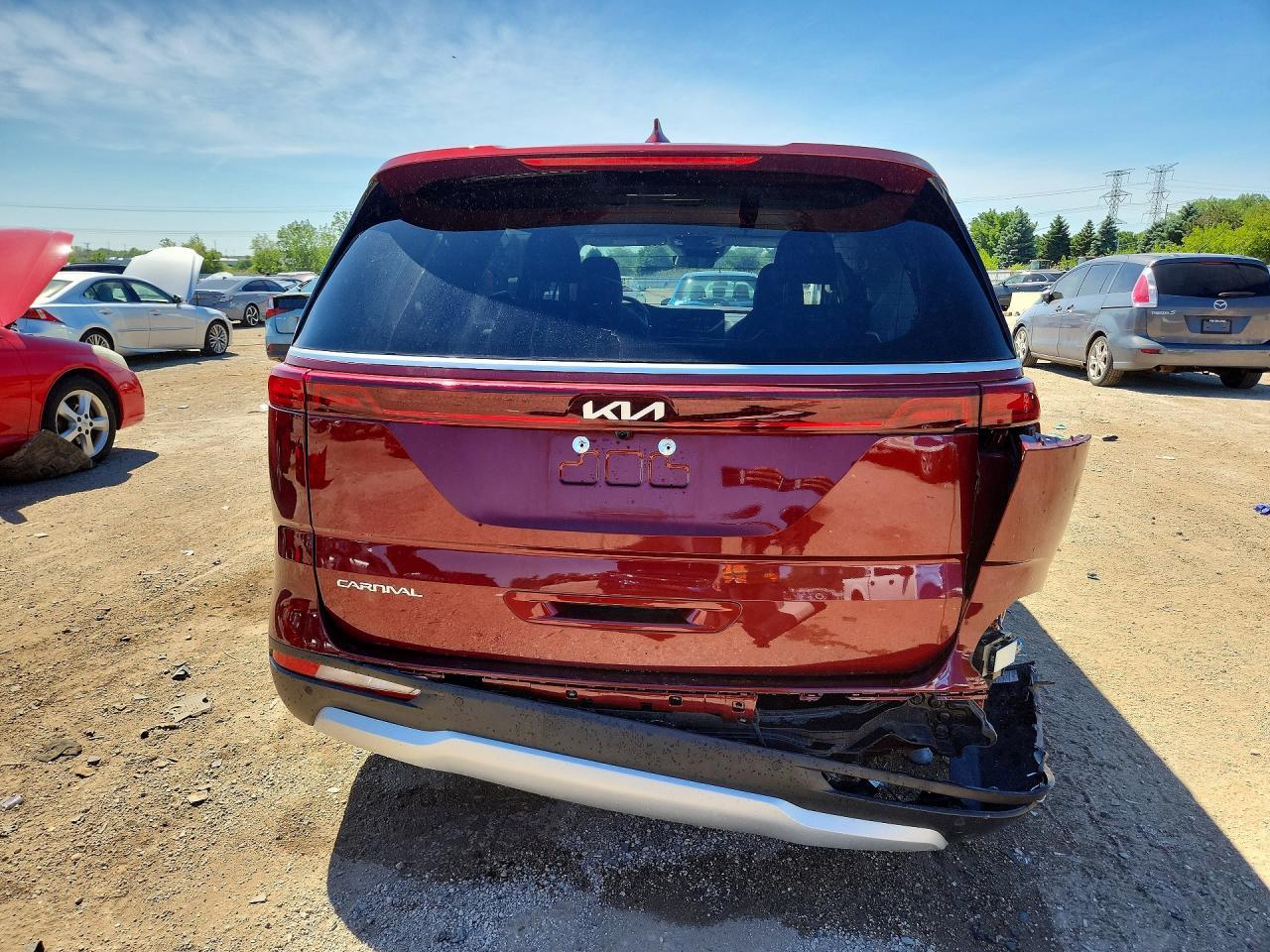 2024 KIA CARNIVAL — фото 6