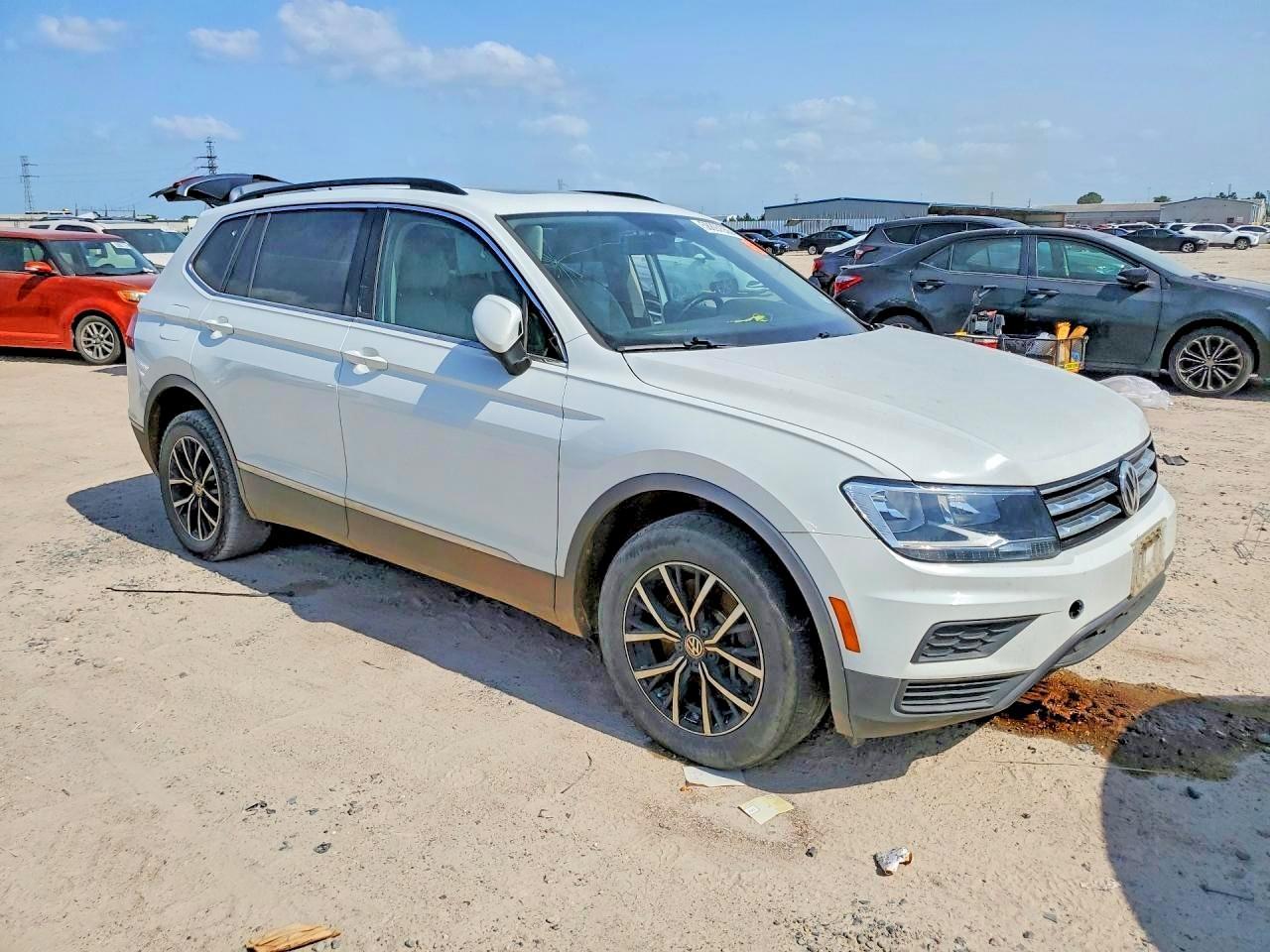 2021 VOLKSWAGEN TIGUAN — фото 4