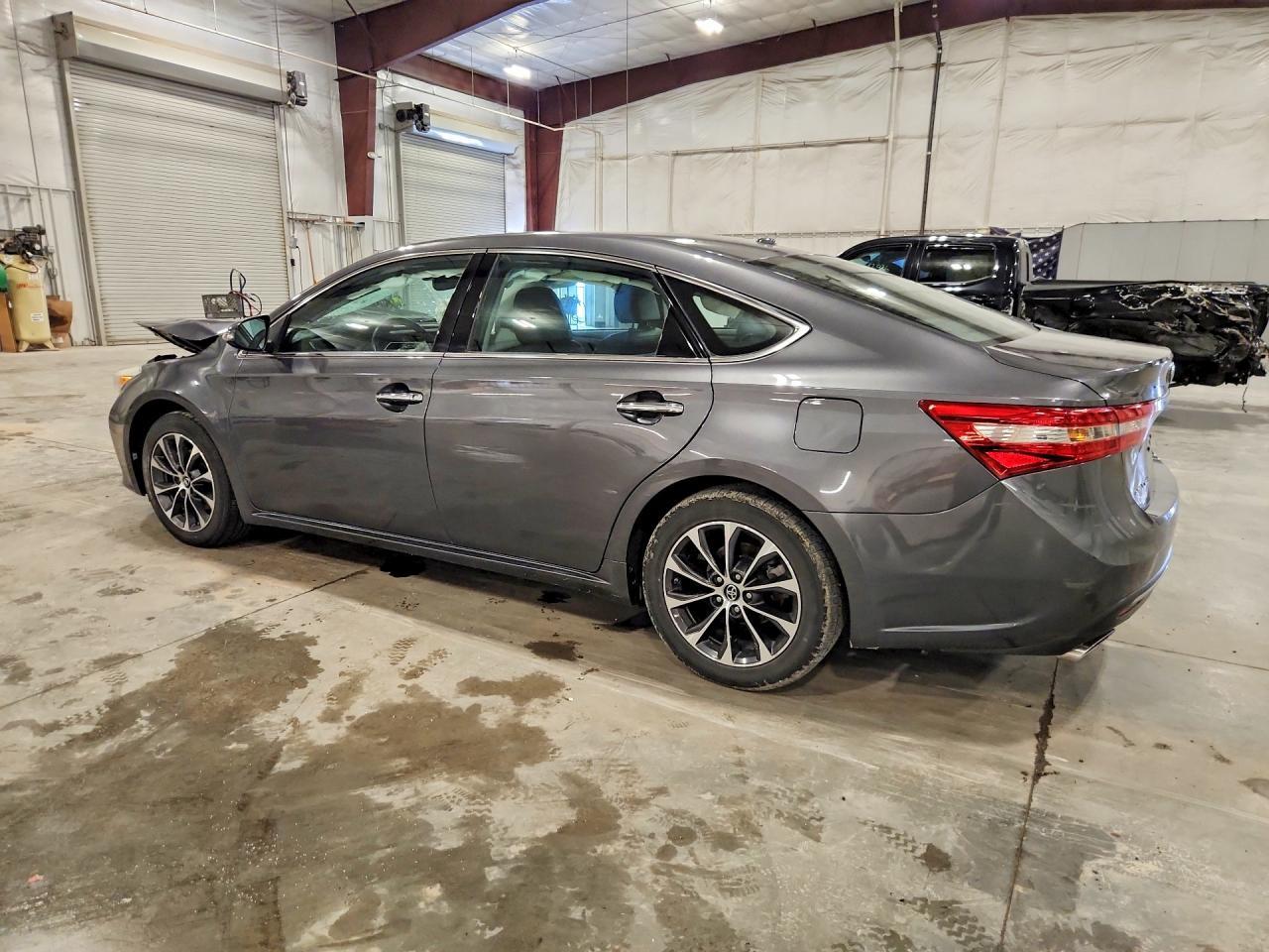 2017 TOYOTA AVALON — фото 2