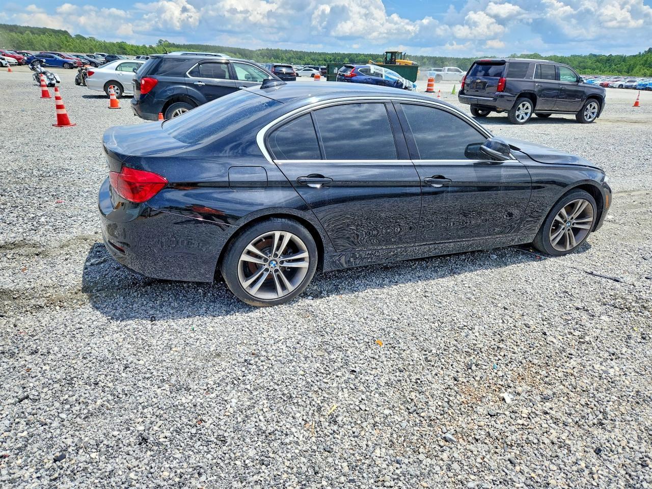 2017 BMW 3 SERIES — фото 3