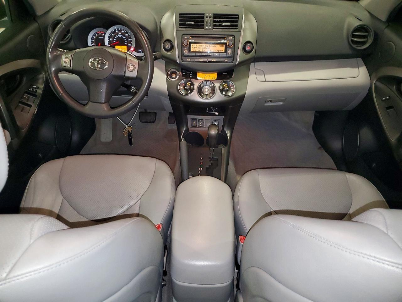 2012 TOYOTA RAV4 — фото 8
