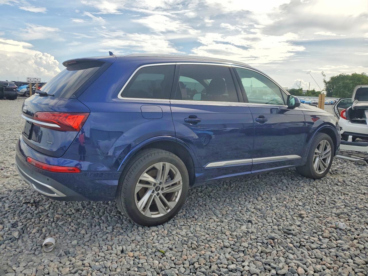 2022 AUDI Q7 — фото 3
