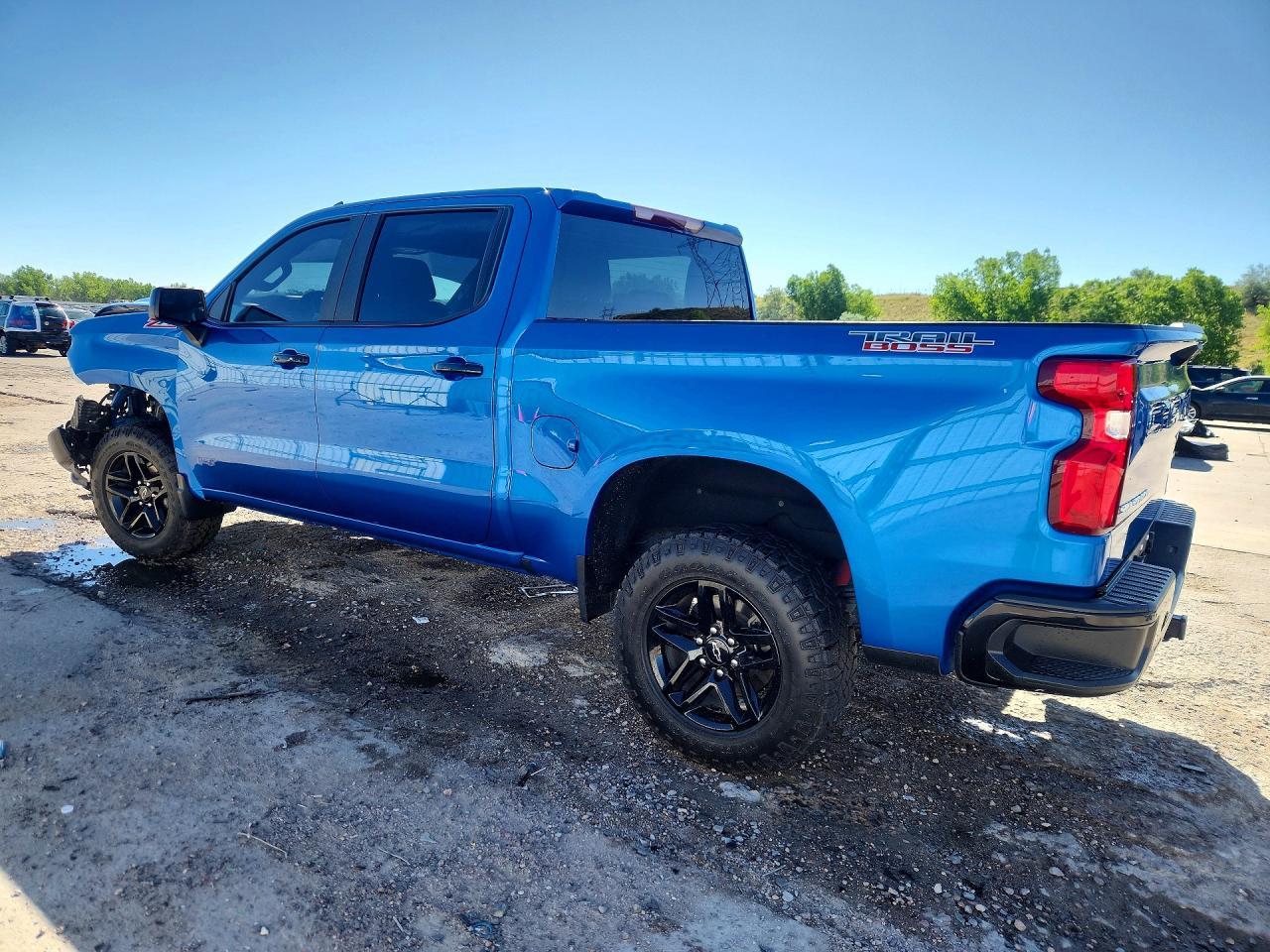 2022 CHEVROLET SILVERADO 1500 — фото 2