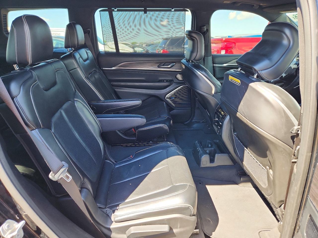 2021 JEEP GRAND CHEROKEE — фото 10