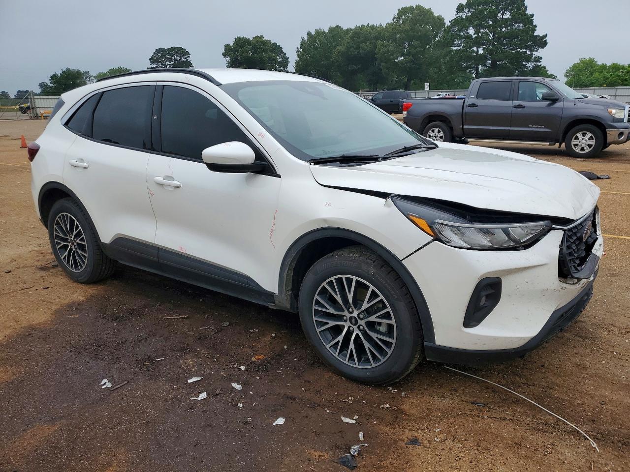 2023 FORD ESCAPE HYBRID — фото 4