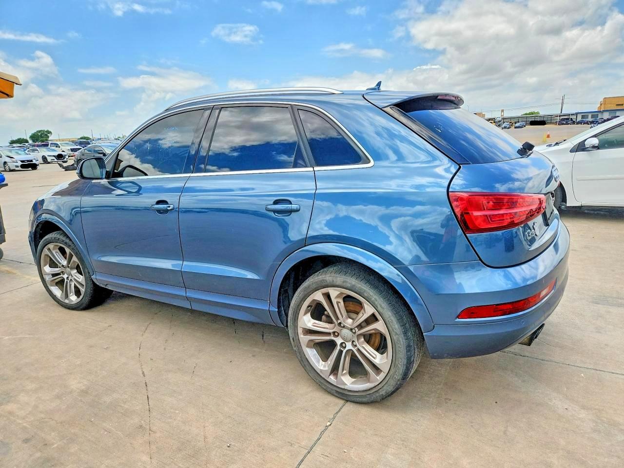 2017 AUDI Q3 — фото 2