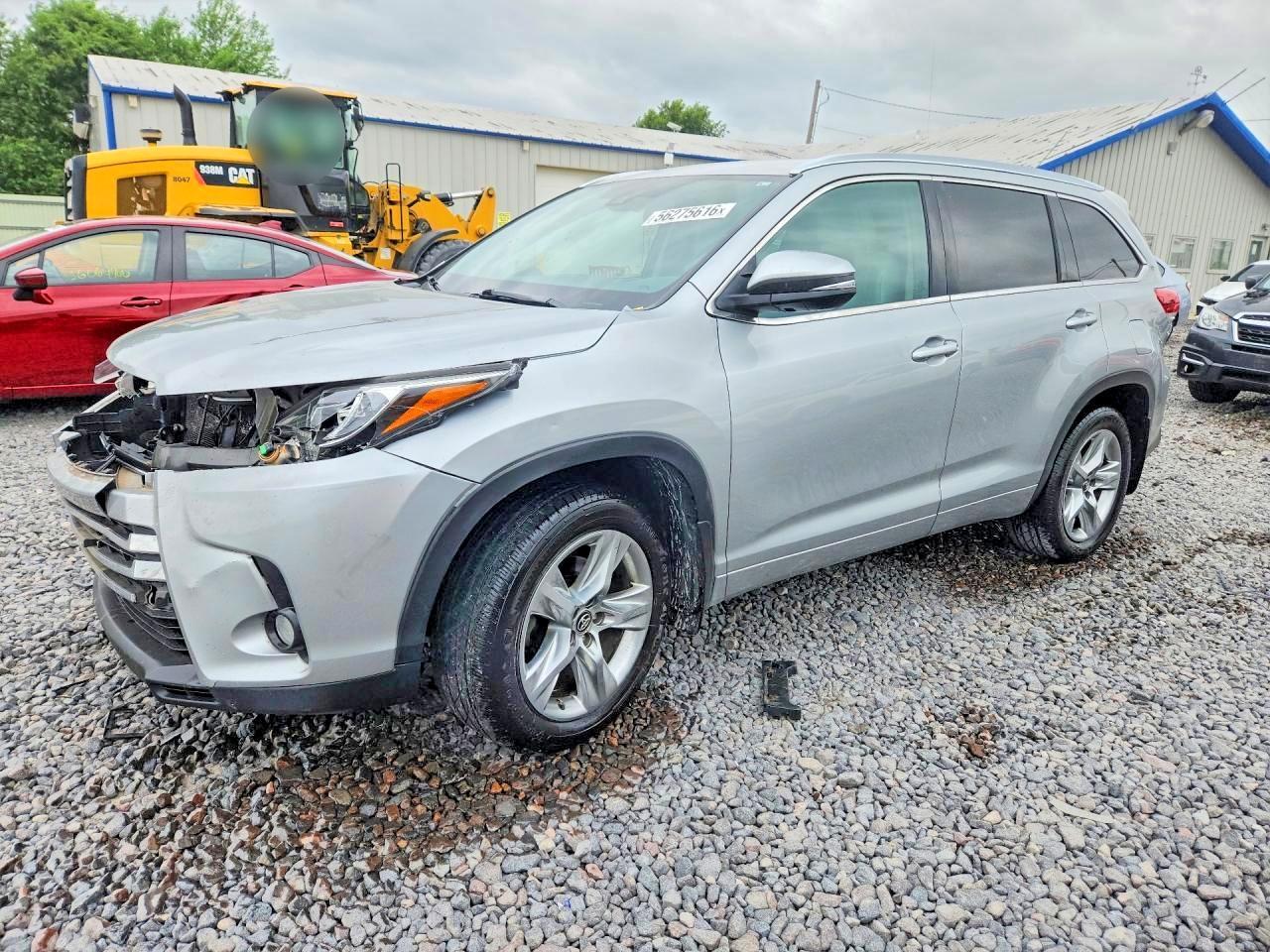 2017 TOYOTA HIGHLANDER — фото 1