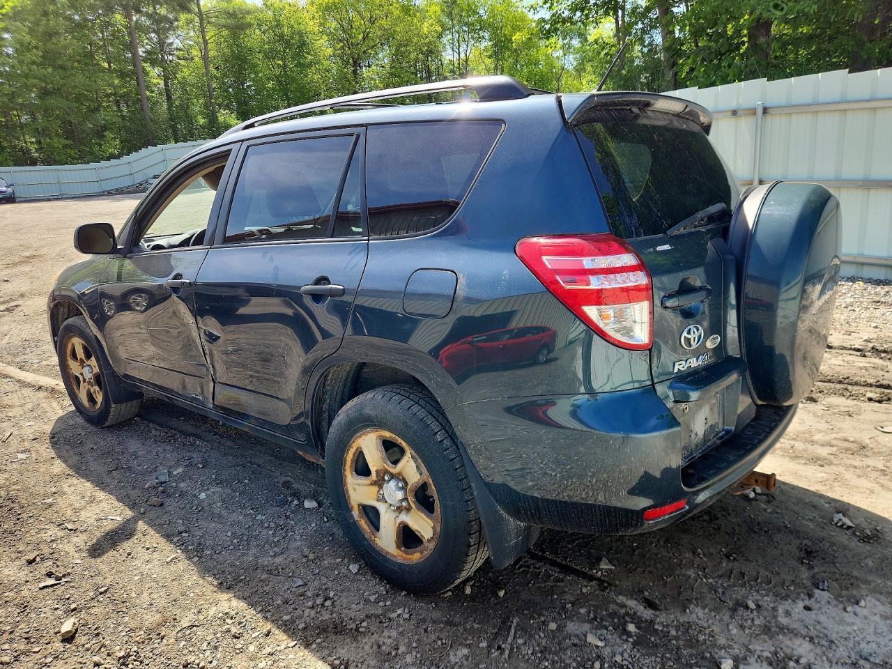 2012 TOYOTA RAV4 — фото 2