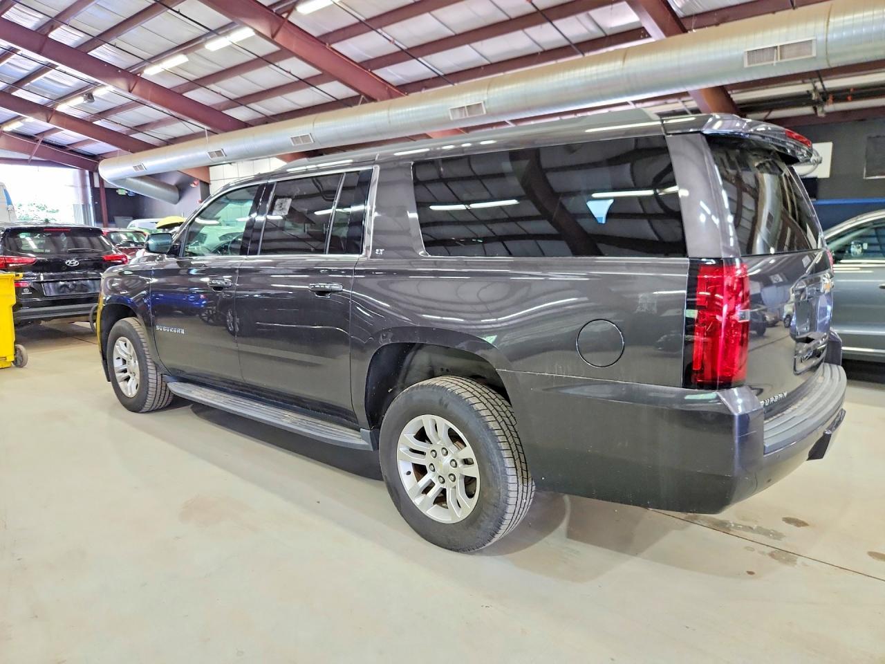CHEVROLET SUBURBAN