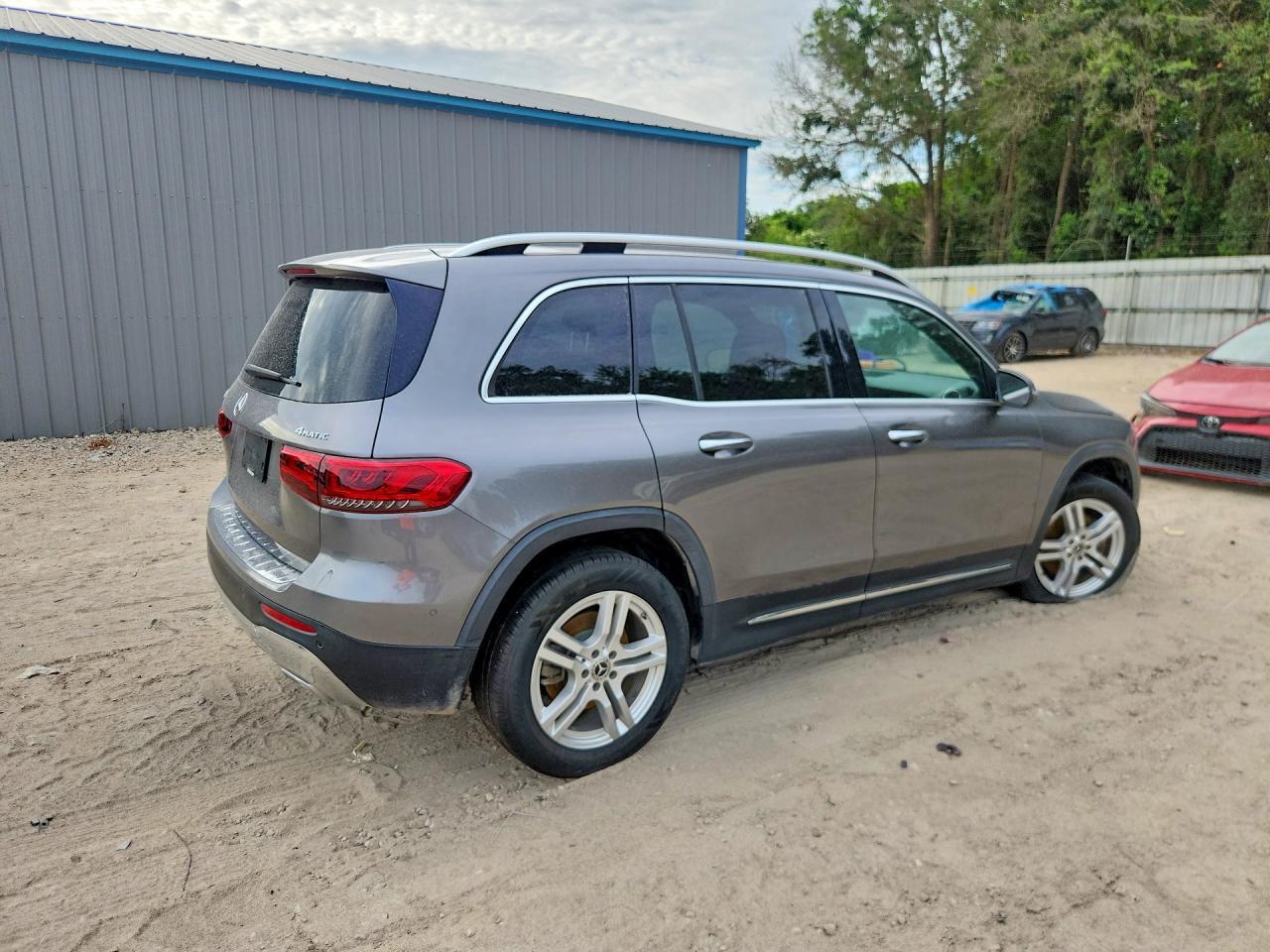 MERCEDES-BENZ GLB-CLASS