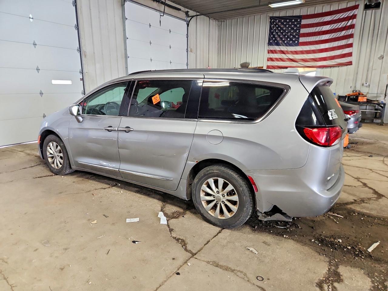 2017 CHRYSLER PACIFICA — фото 2