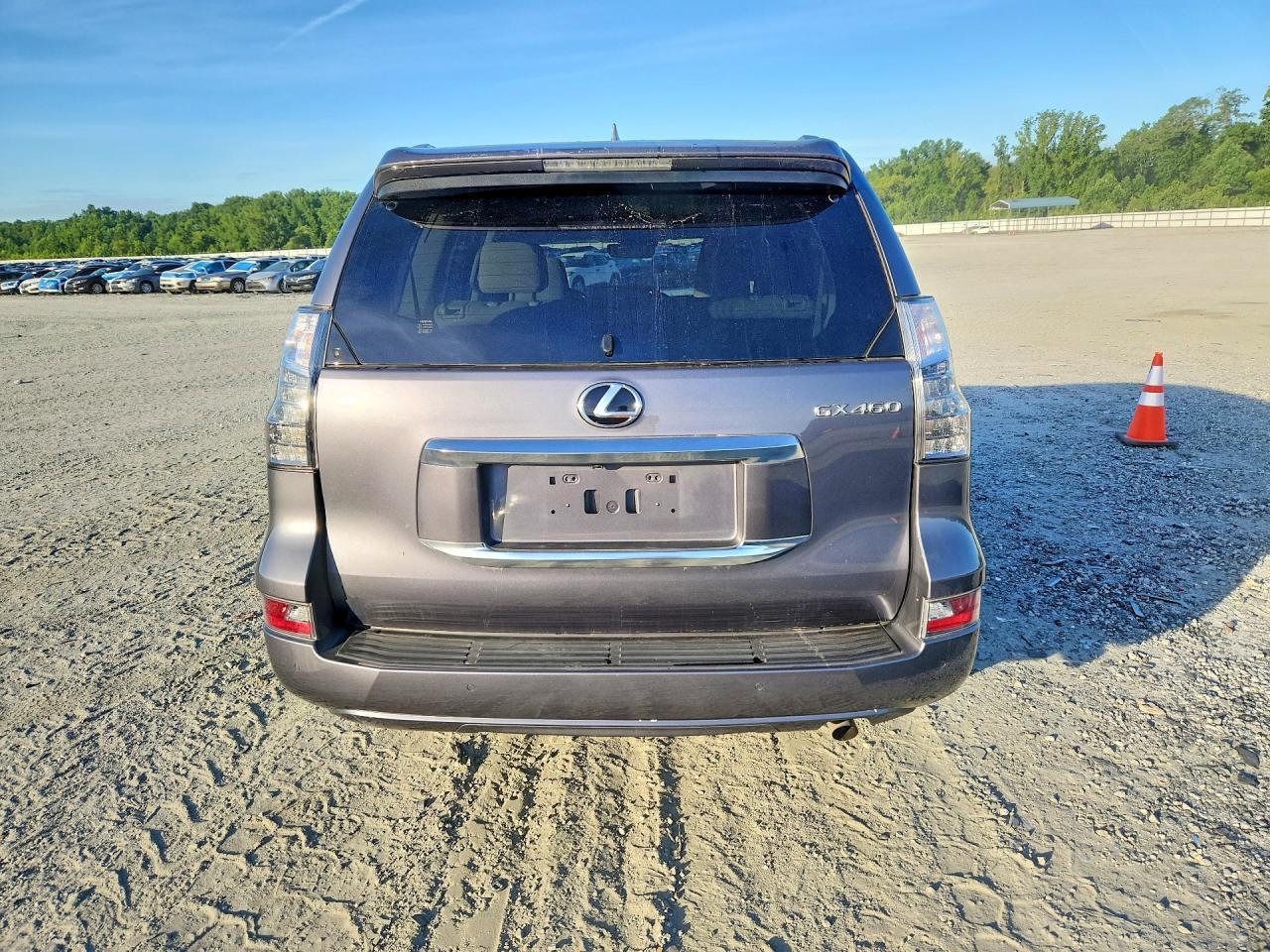 2023 LEXUS GX 460 — фото 6