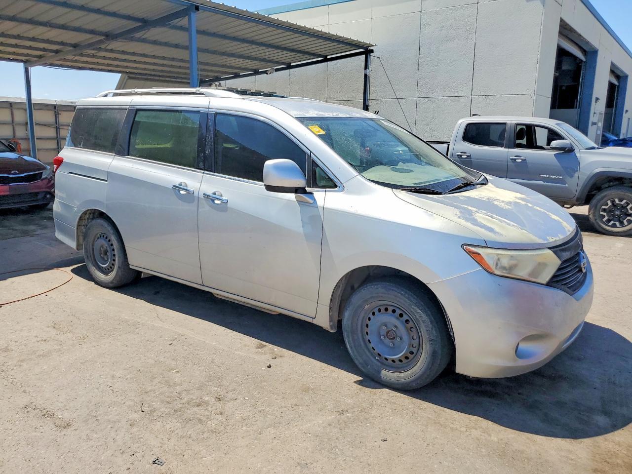 NISSAN QUEST