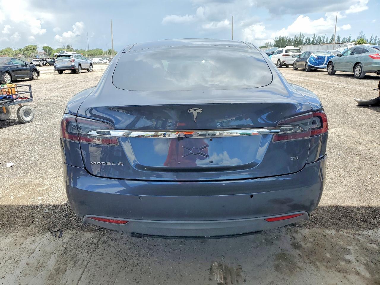 2016 TESLA MODEL S — фото 6
