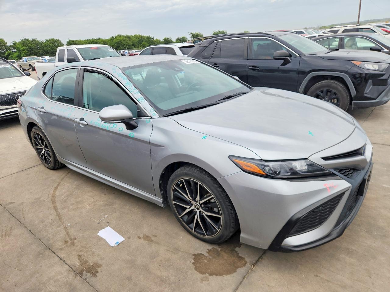 2022 TOYOTA CAMRY HYBRID — фото 4