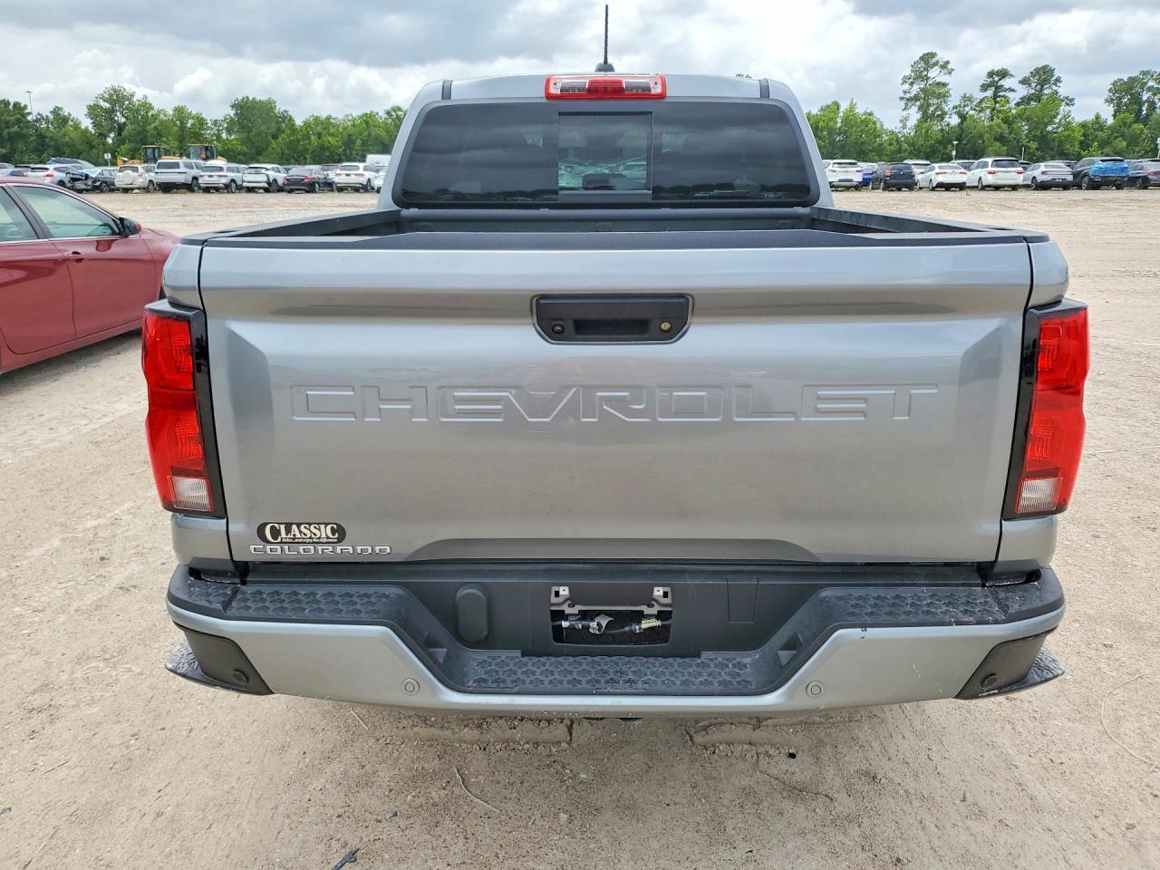 CHEVROLET COLORADO
