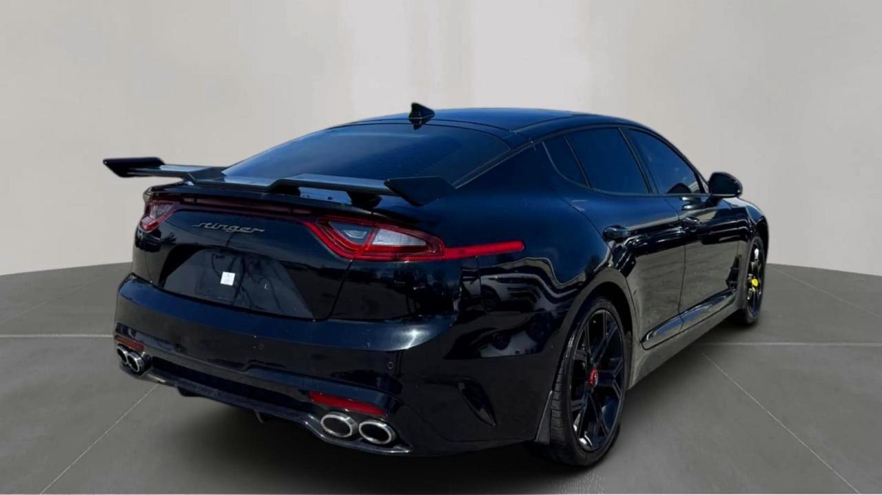 KIA STINGER