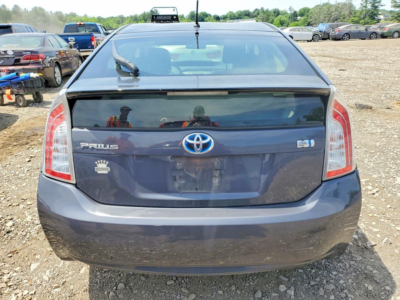 2012 TOYOTA PRIUS — фото 6
