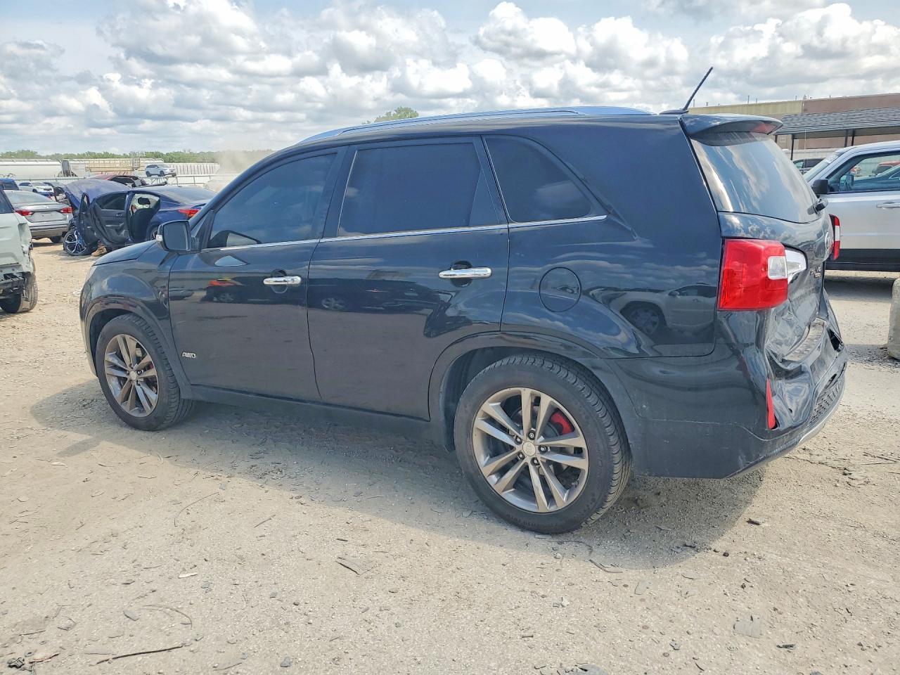 2014 KIA SORENTO — фото 2