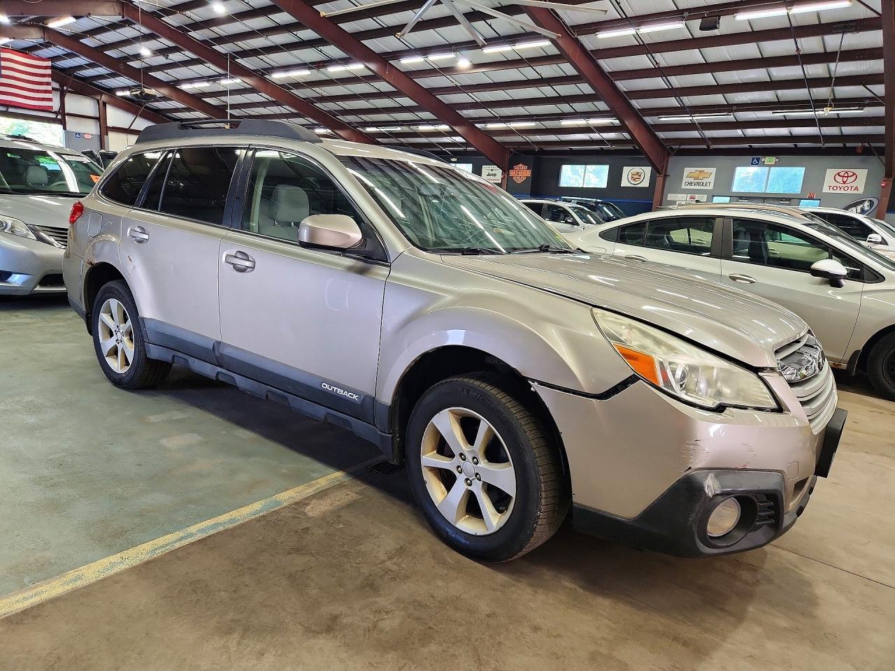 2014 SUBARU OUTBACK — фото 4