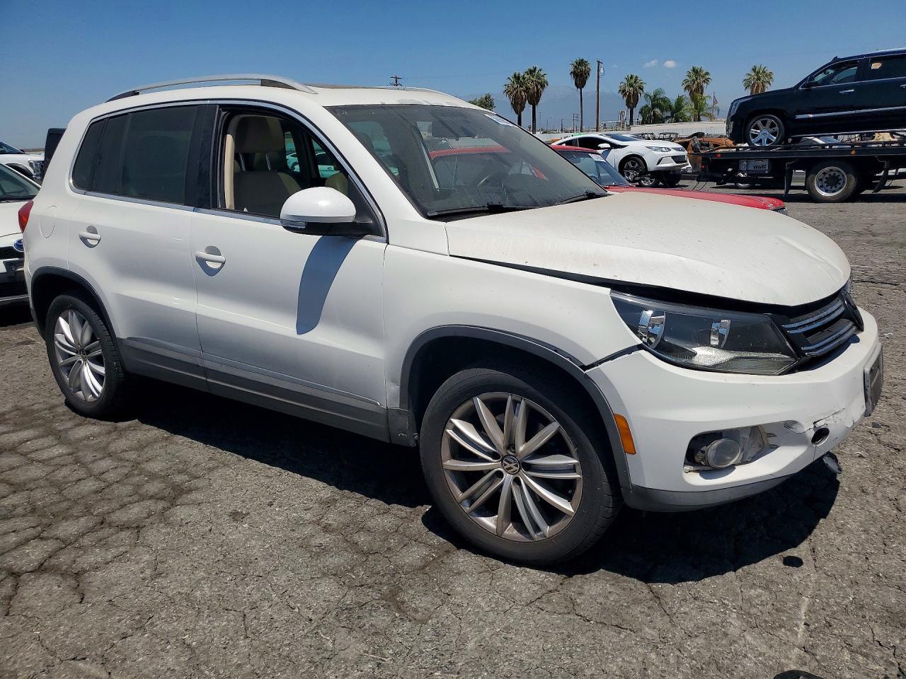 2012 VOLKSWAGEN TIGUAN — фото 4