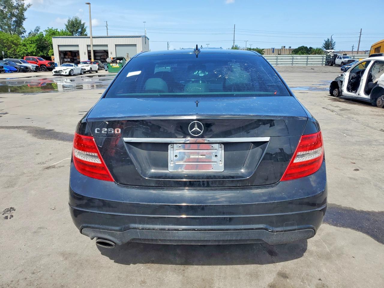 2014 MERCEDES-BENZ C-CLASS — фото 6