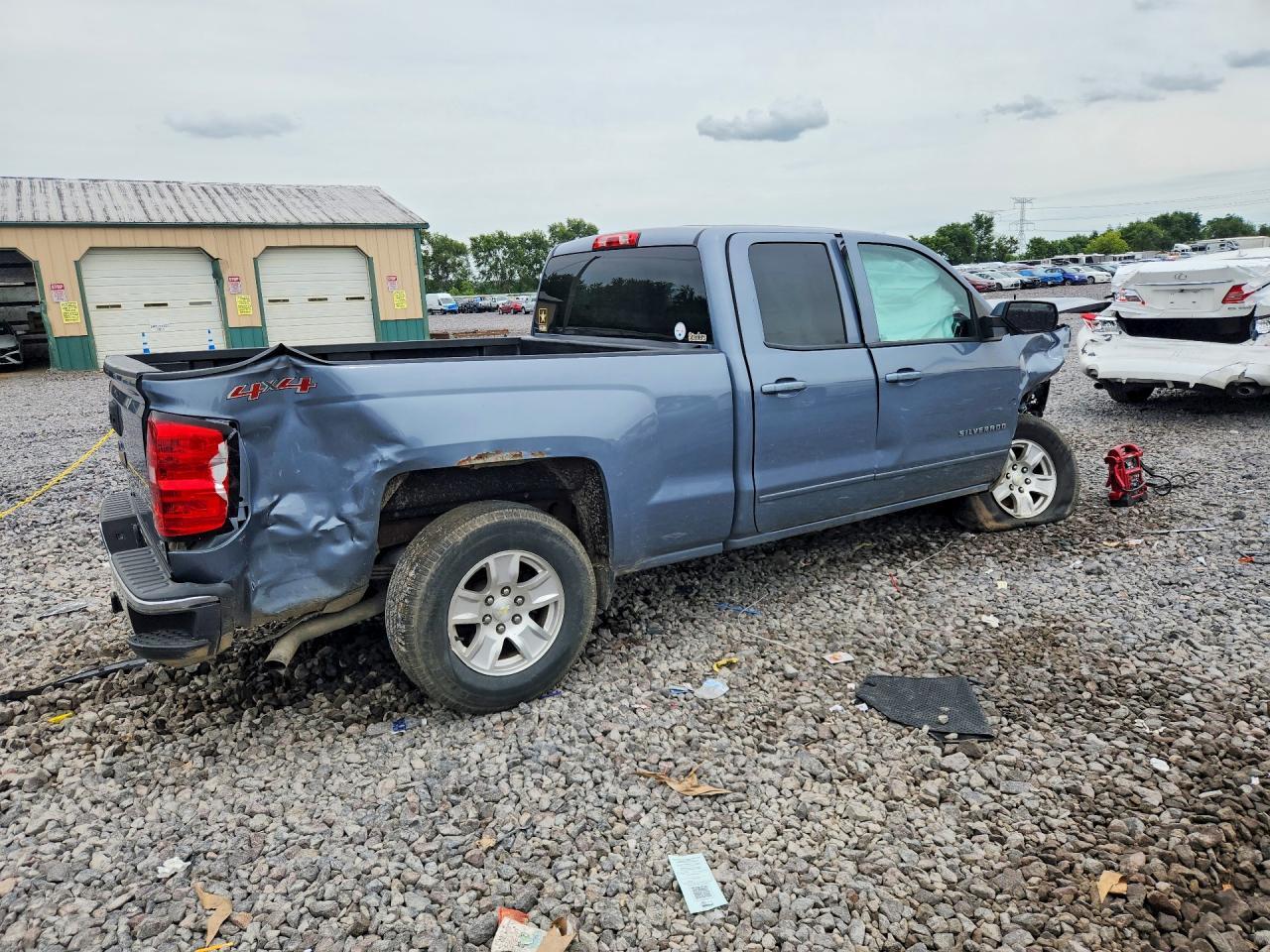 2015 CHEVROLET SILVERADO 1500 — фото 3