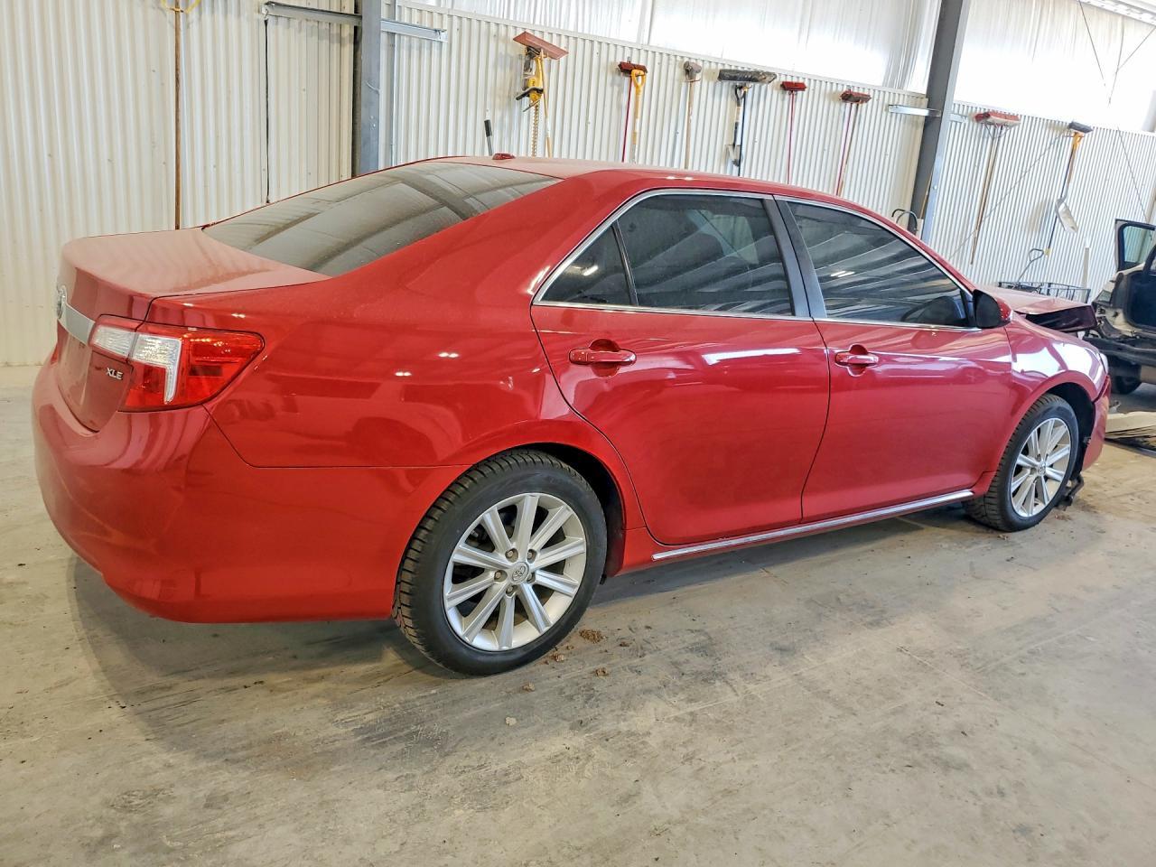 2014 TOYOTA CAMRY — фото 3