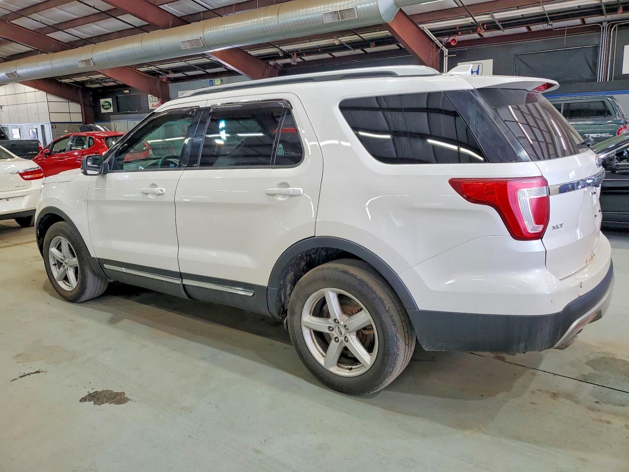 2016 FORD EXPLORER — фото 2