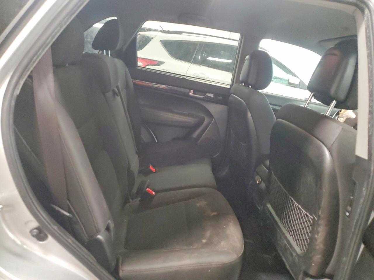 2014 KIA SORENTO — фото 11