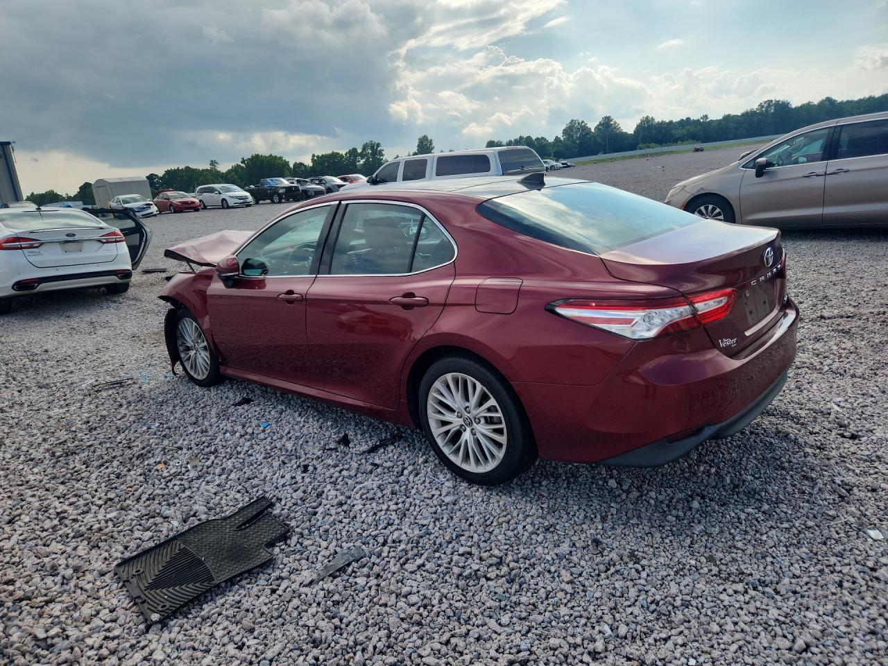 2020 TOYOTA CAMRY — фото 2