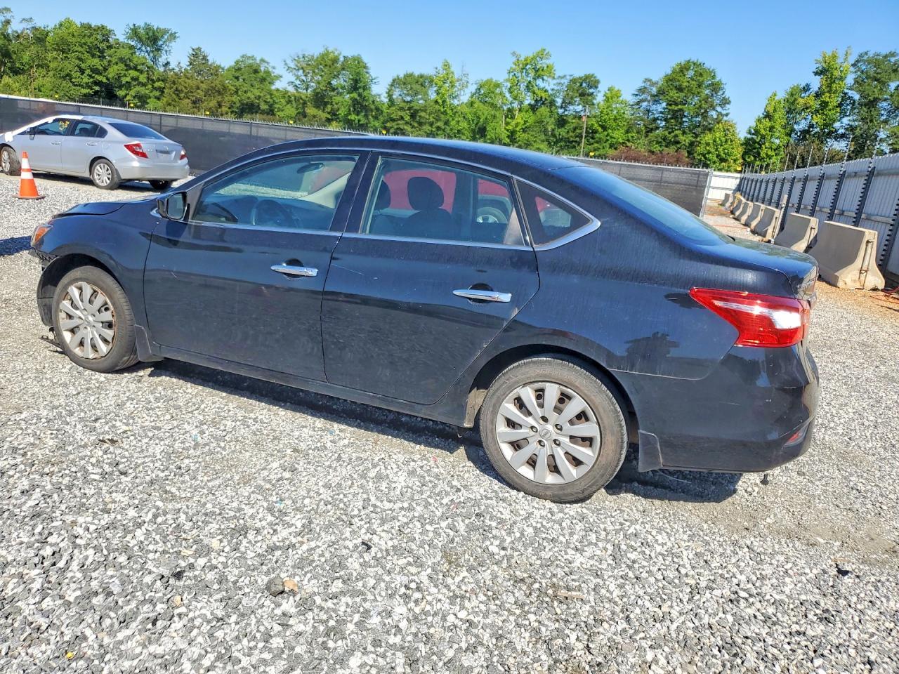 2019 NISSAN SENTRA — фото 2