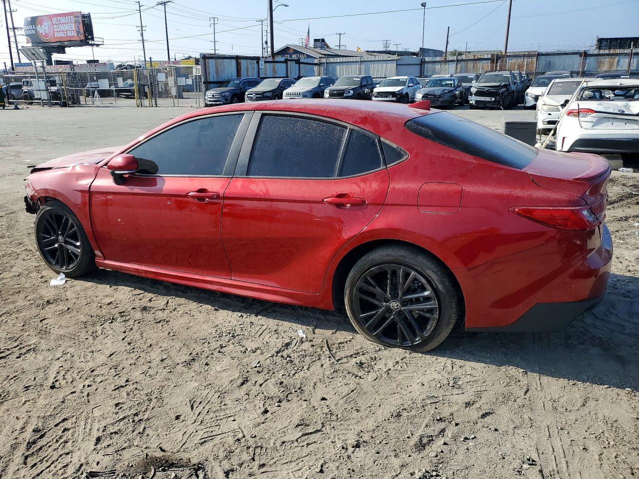 2025 TOYOTA CAMRY HYBRID — фото 2
