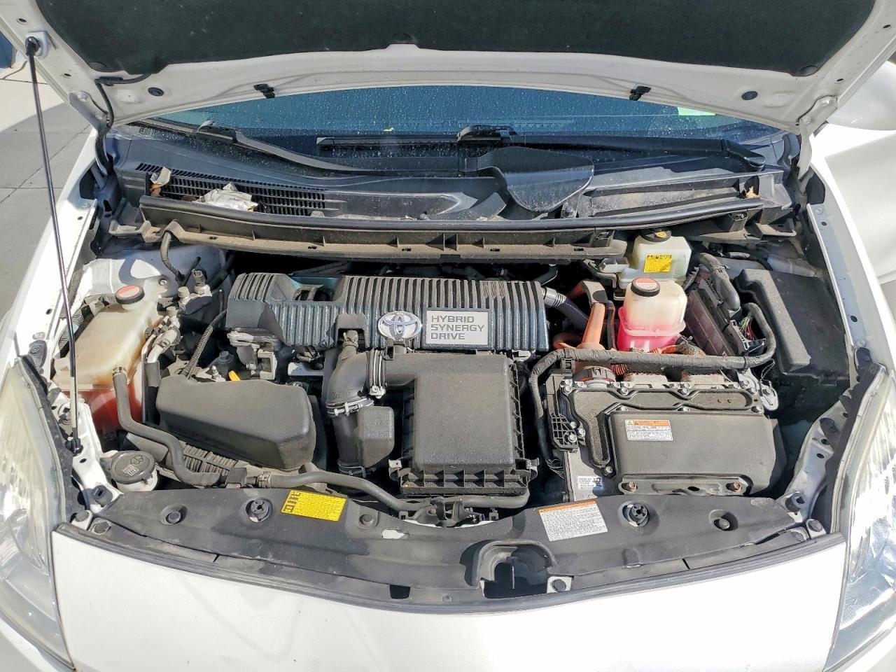 2015 TOYOTA PRIUS — фото 11