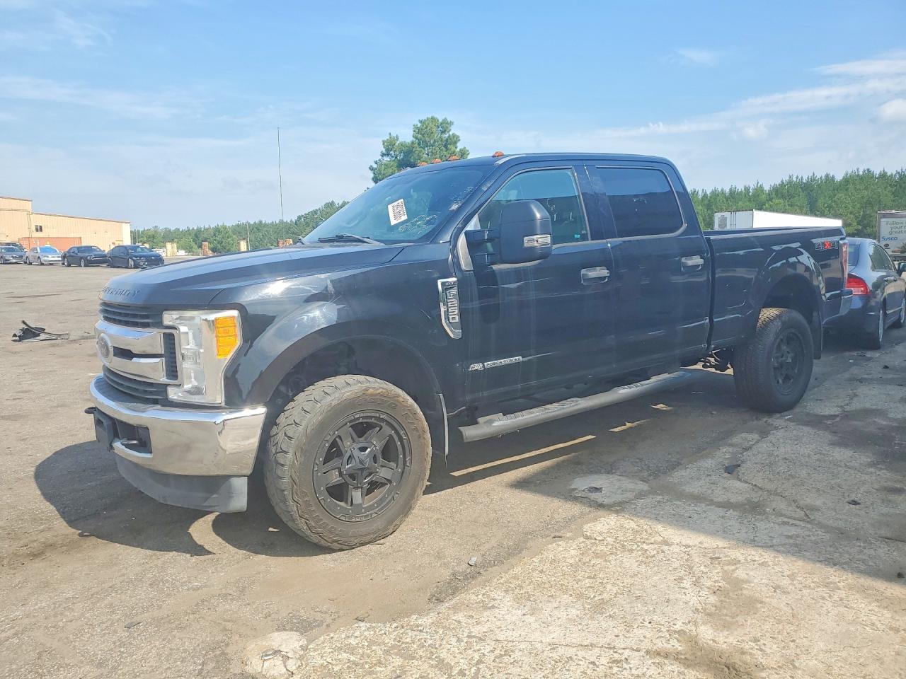 2017 FORD F-250 — фото 1