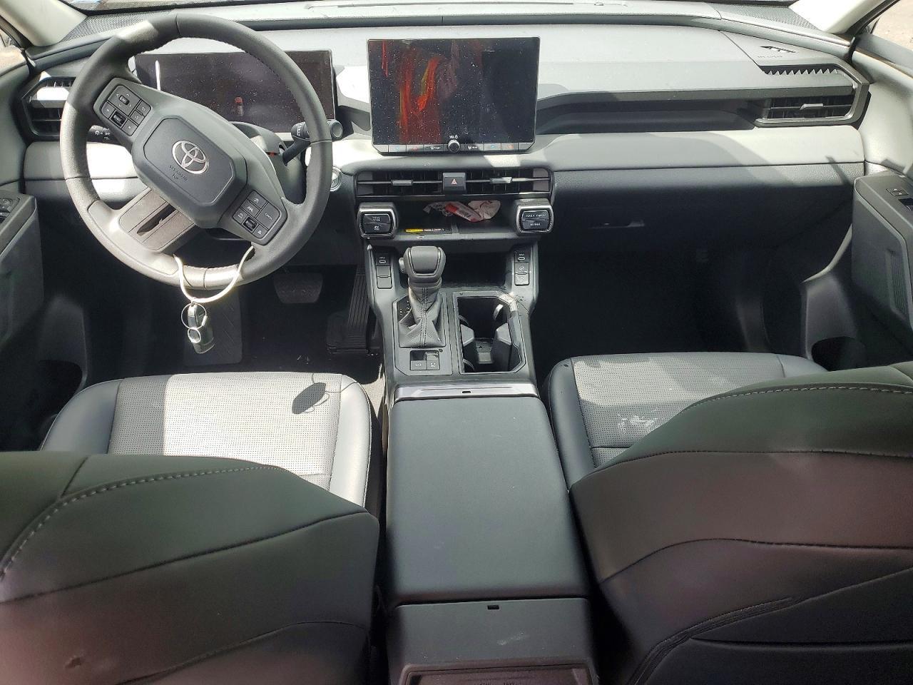 2026 TOYOTA RAV4 HYBRID — фото 8