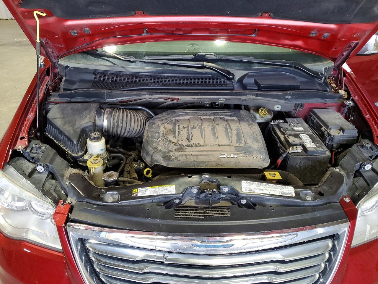 2012 CHRYSLER TOWN & COUNTRY — фото 12