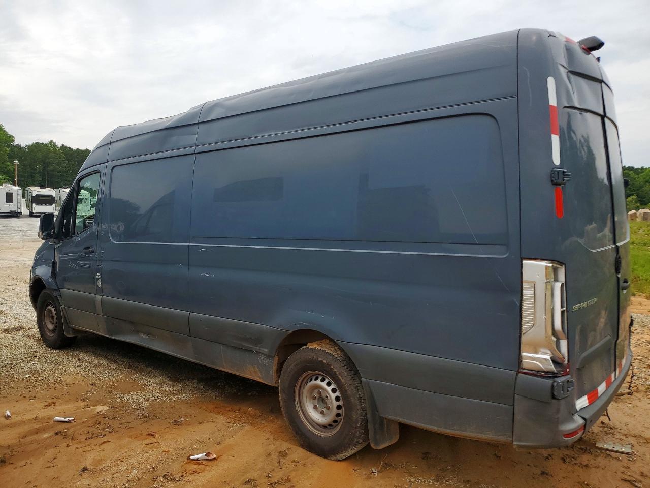 2019 MERCEDES-BENZ SPRINTER — фото 2