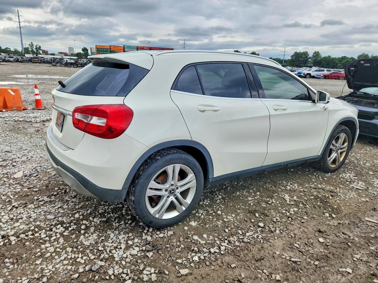 2018 MERCEDES-BENZ GLA-CLASS — фото 3
