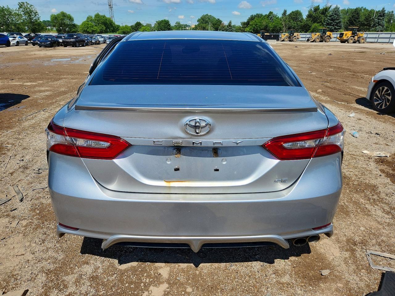 2018 TOYOTA CAMRY — фото 6