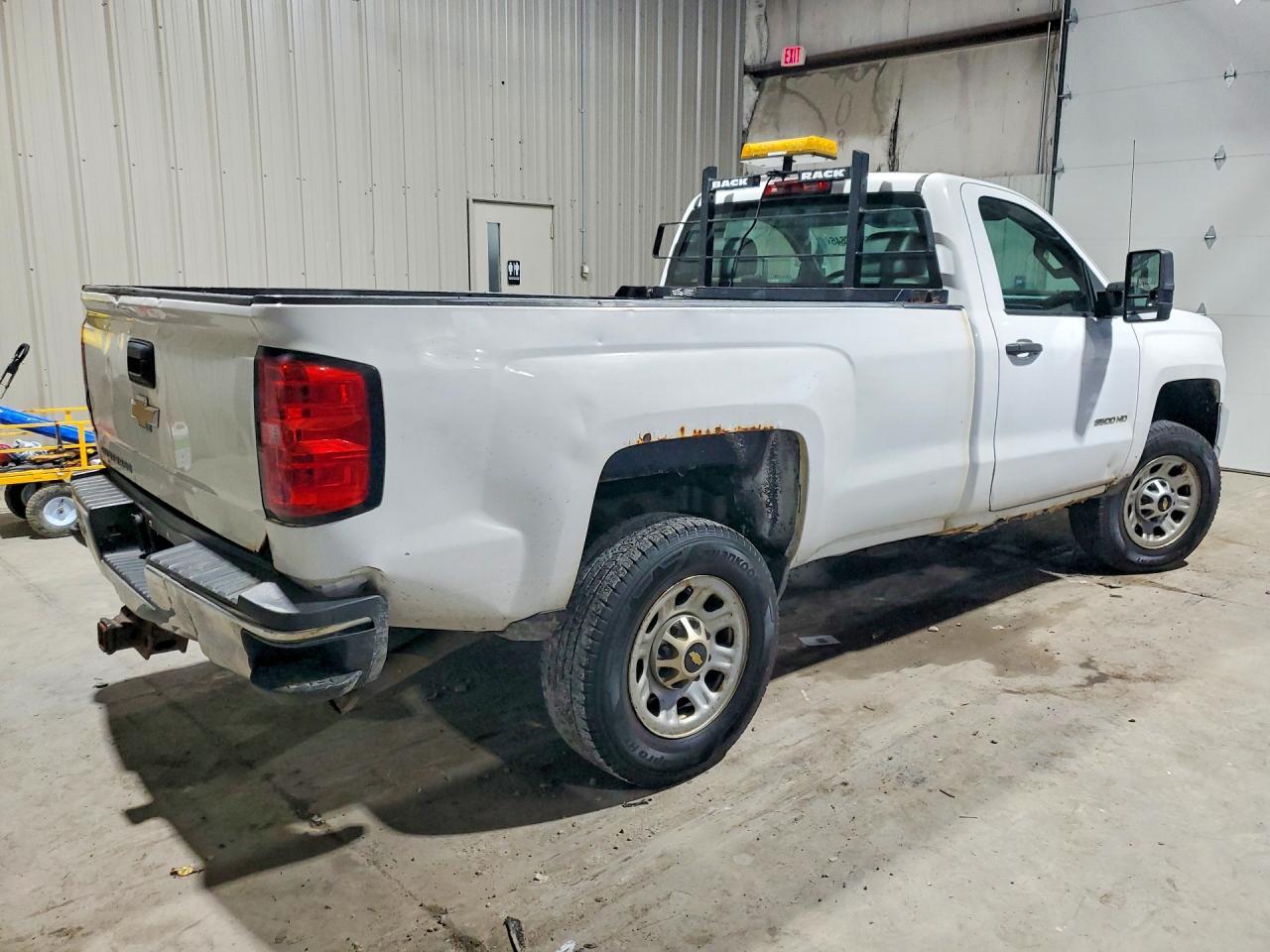 2015 CHEVROLET SILVERADO 3500 — фото 3