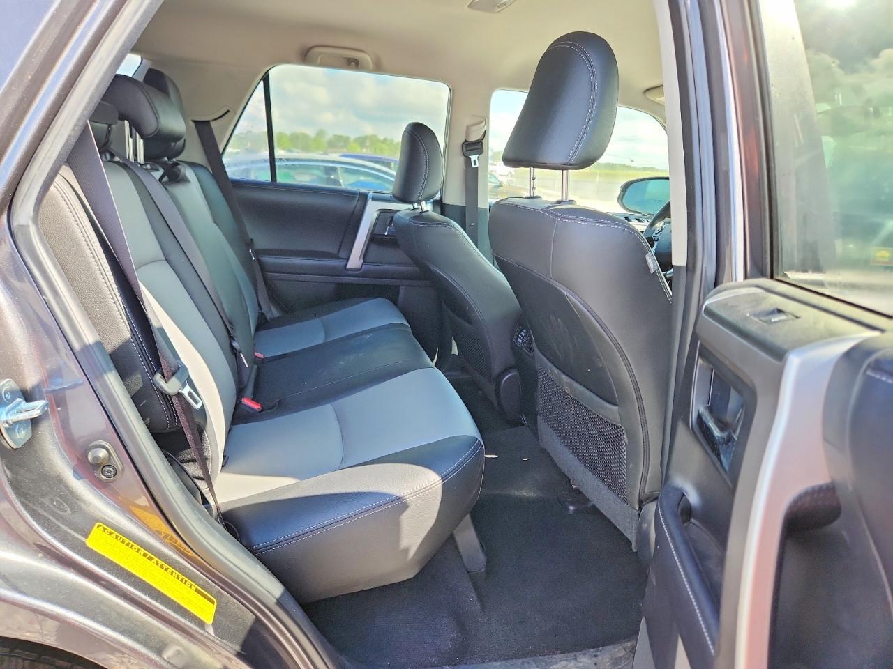 2019 TOYOTA 4RUNNER — фото 11
